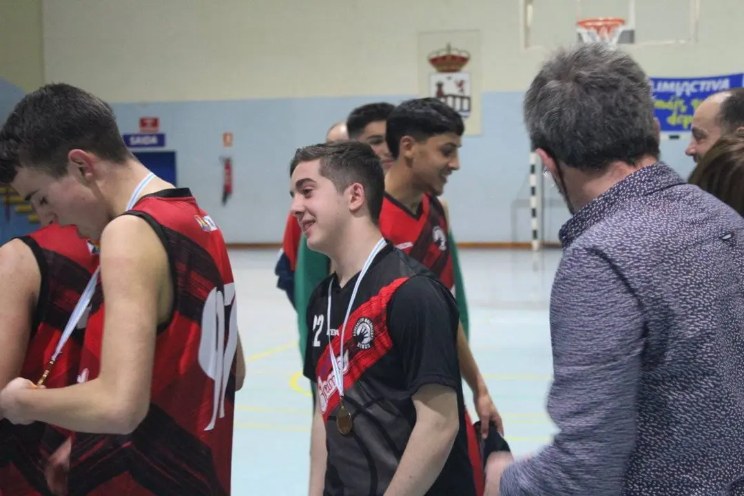 BASKET junr (24)