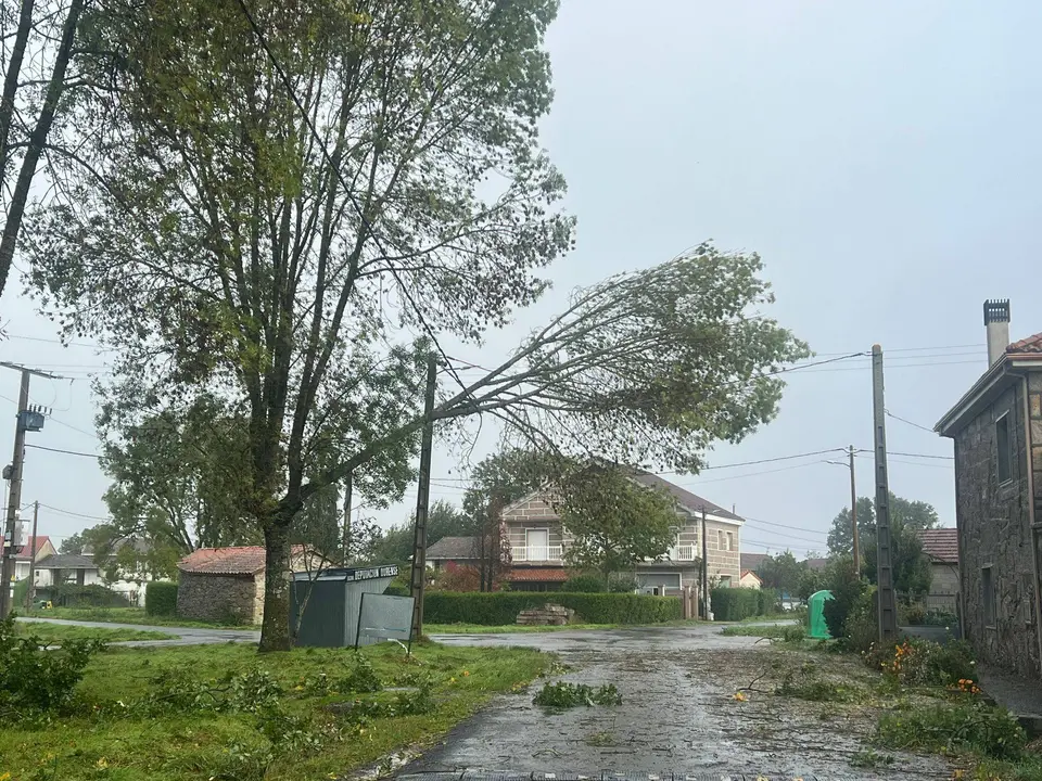 09102024 Temporal Kirk en Porqueira