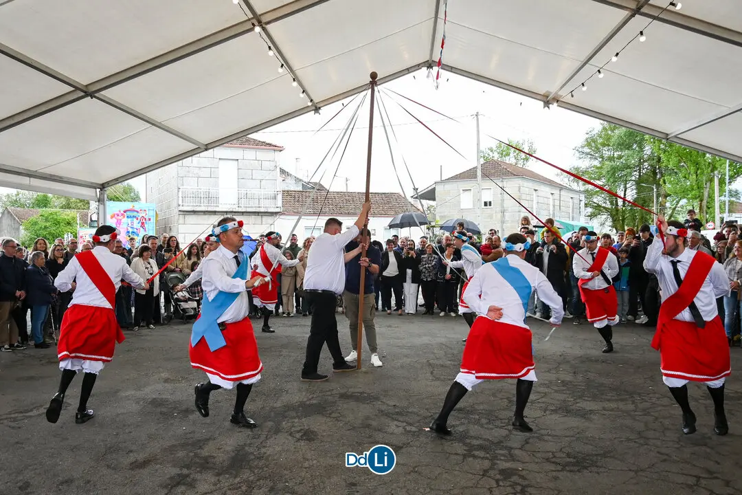 DANZANTES DE LAMAS 25-68