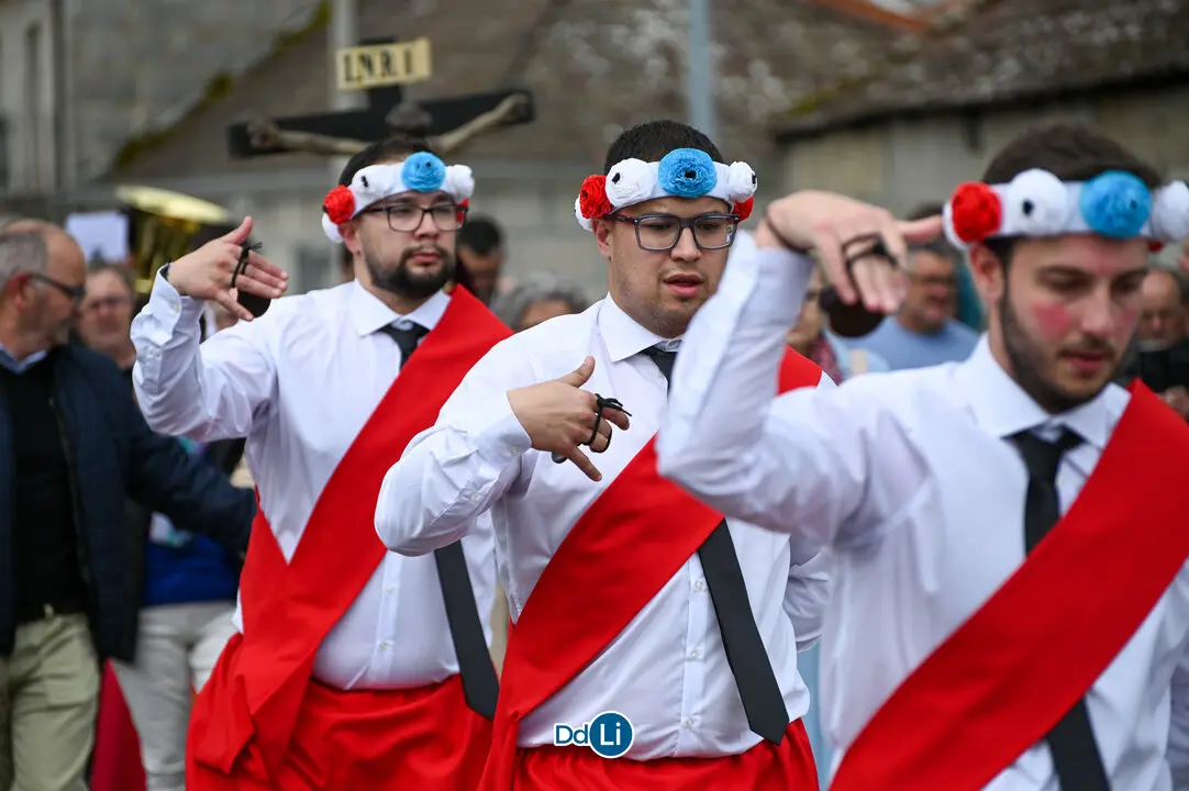DANZANTES DE LAMAS 25-78