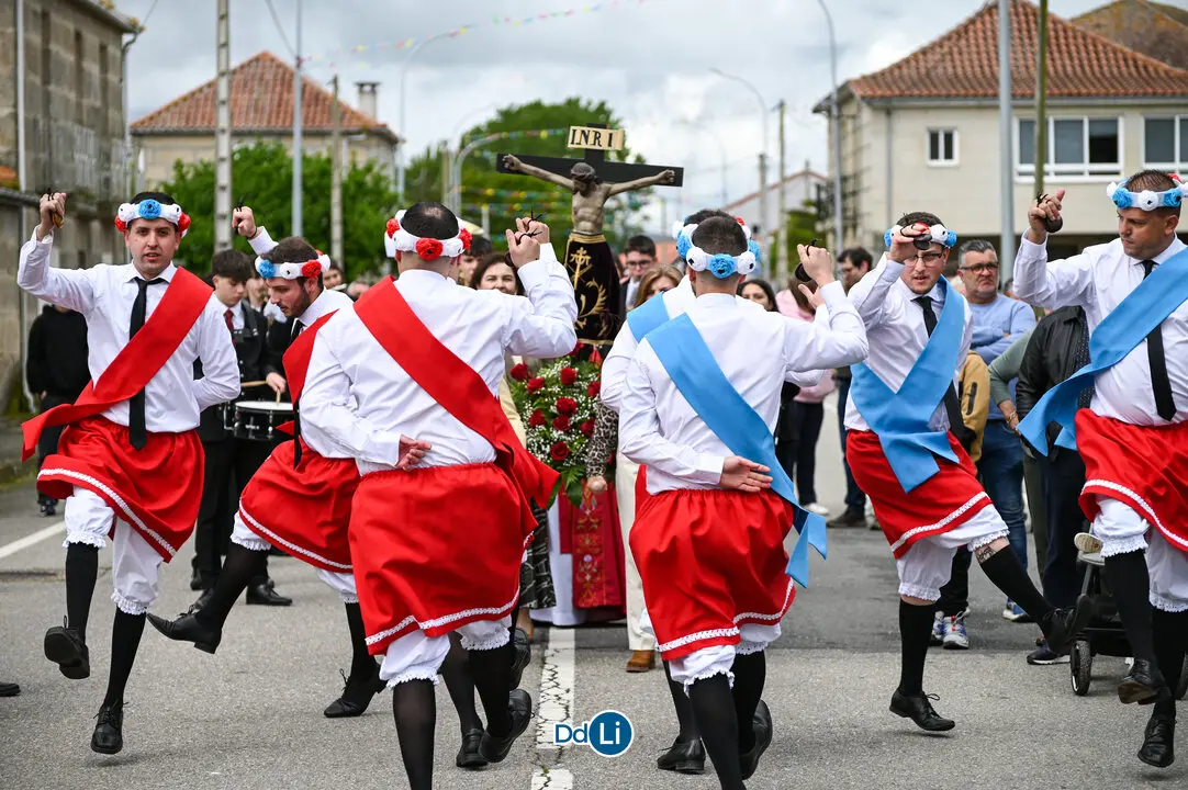 DANZANTES DE LAMAS 25-92