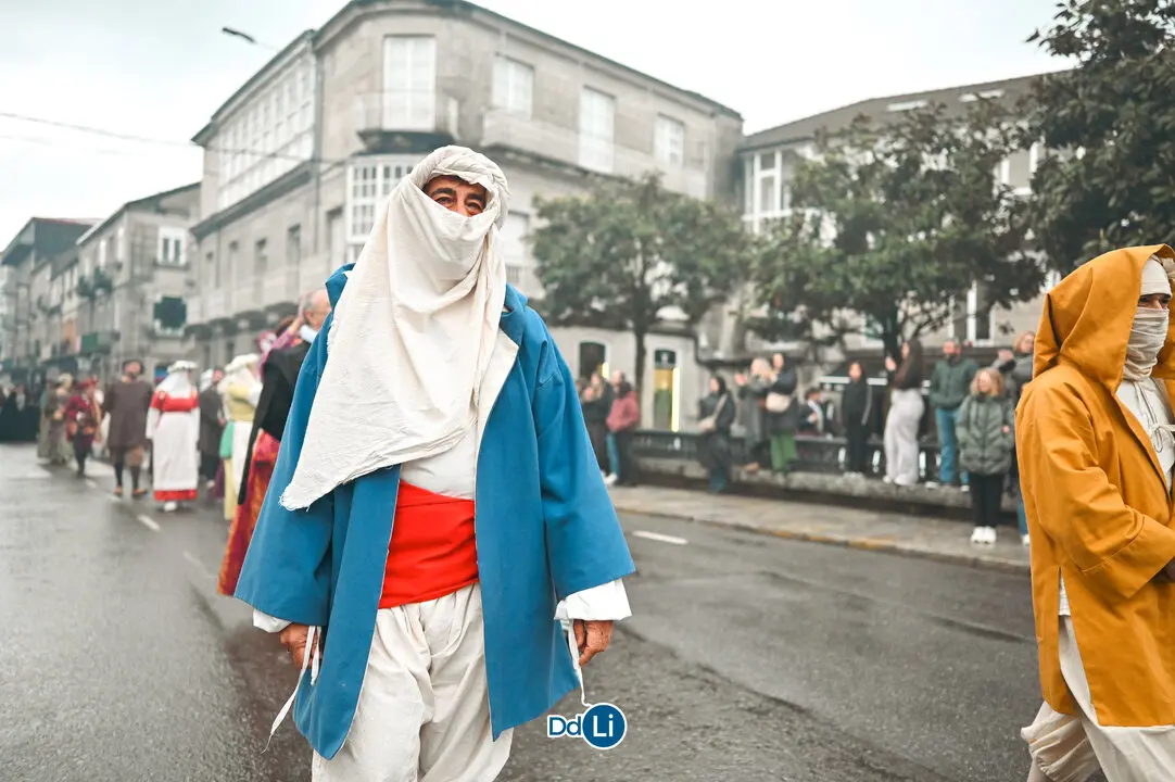 DESFILE HISTORICO-75