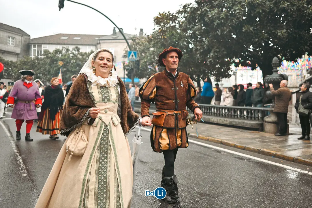 DESFILE HISTORICO-79