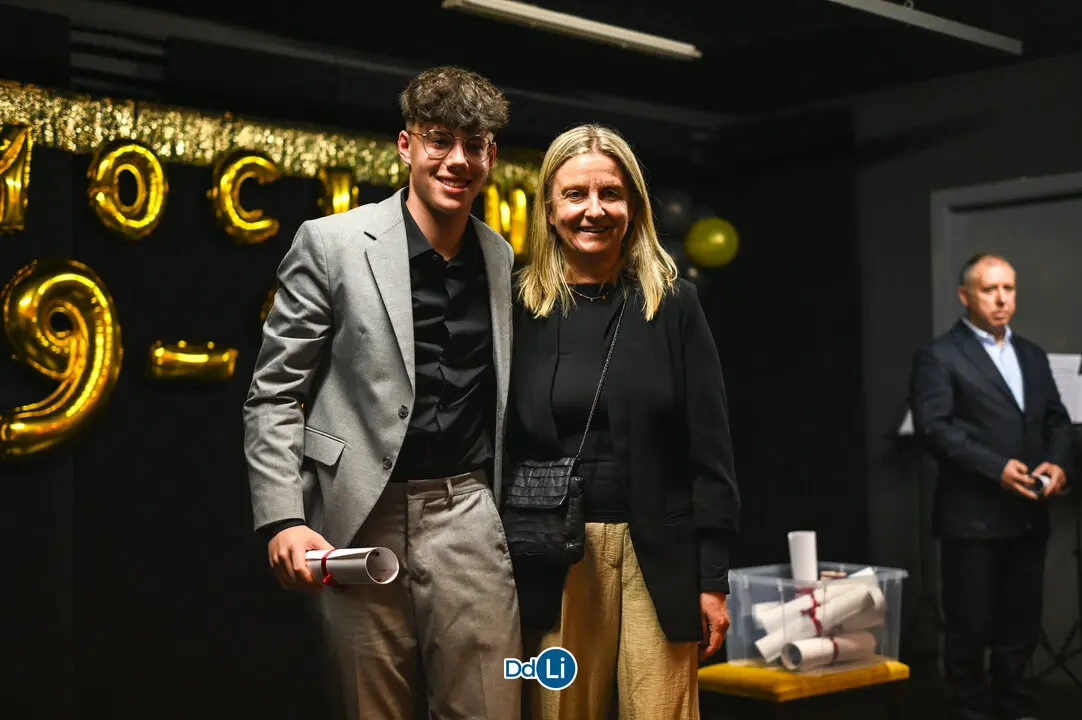 GRADUACION DIARIO-058