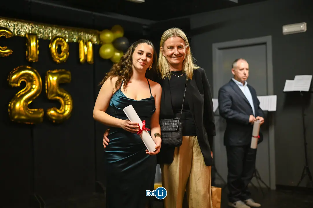 GRADUACION DIARIO-072