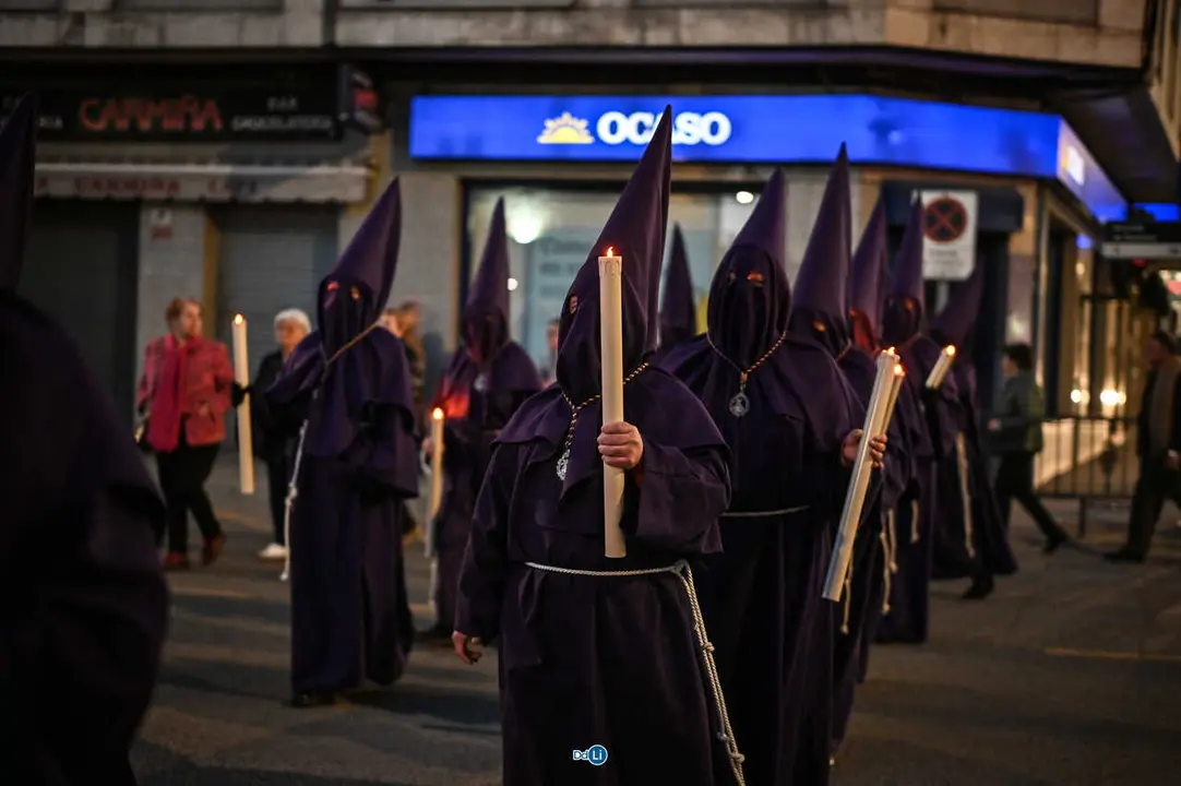 santo enterro 2026-25