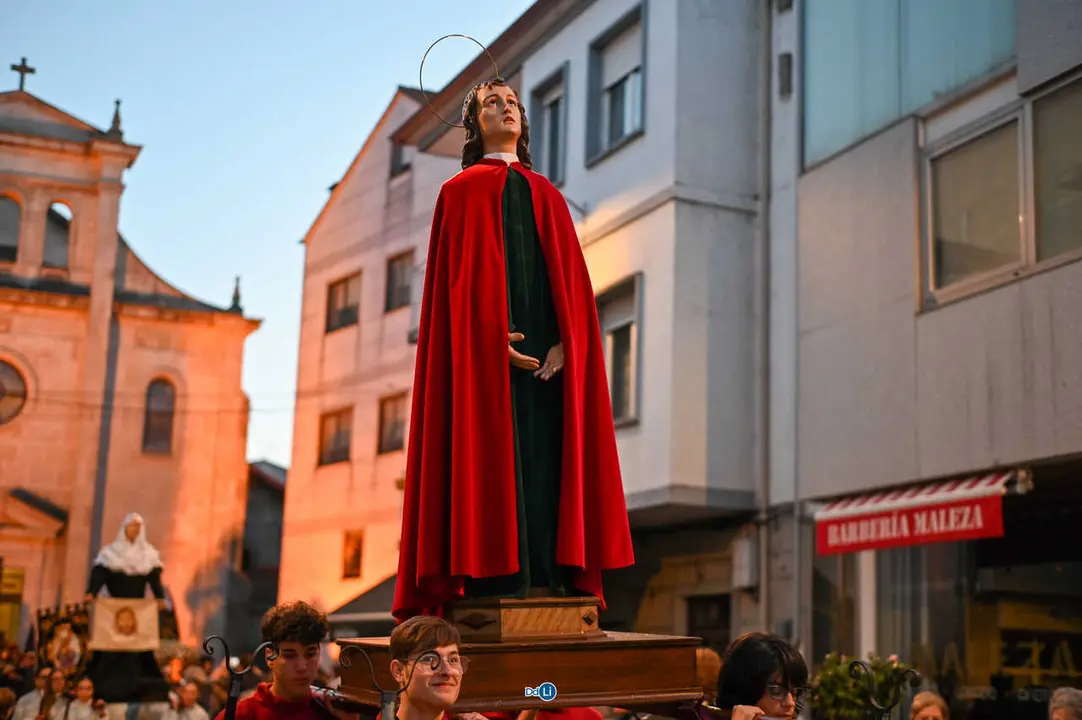 santo enterro 2026-88