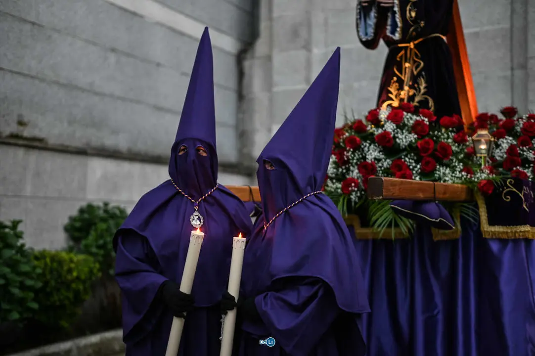 santo enterro 2026-96