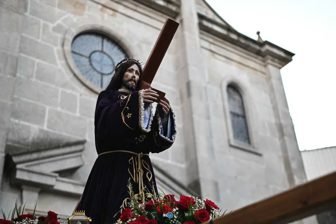 santo enterro 2026-104