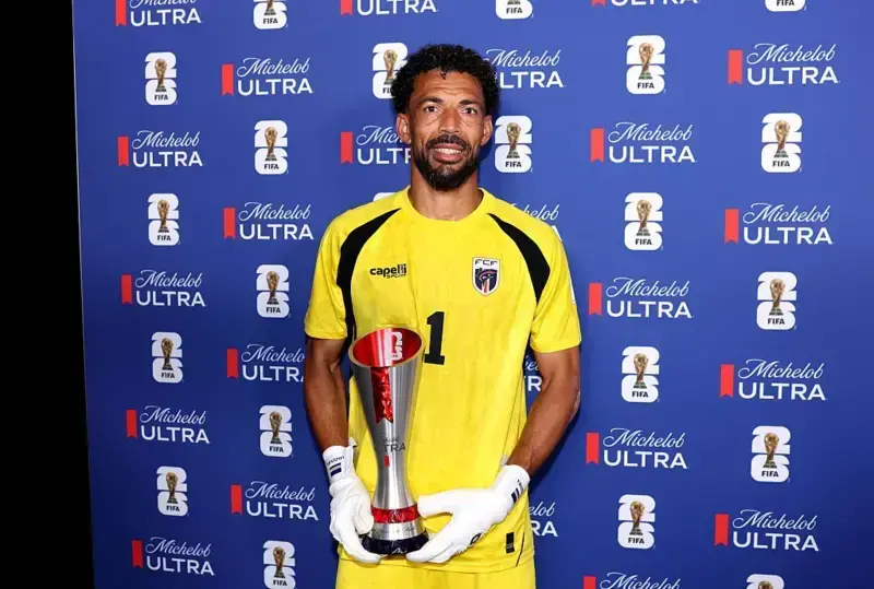 El guardameta del Chaves fue elegido MVP tras mantener su porter&iacute;a a cero.