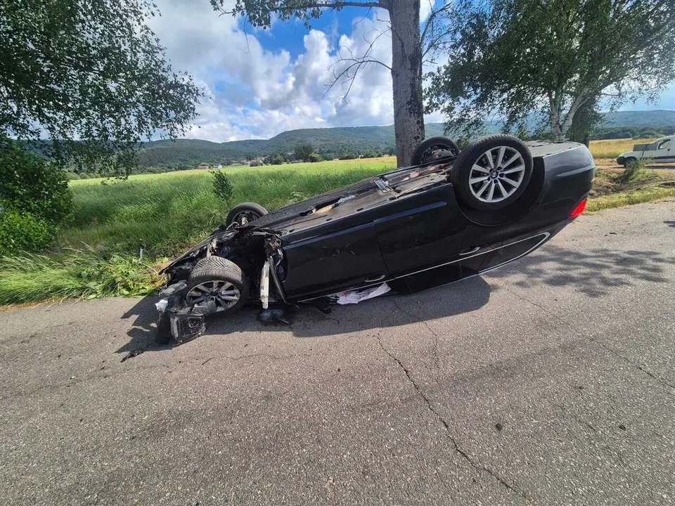 El conductor del BMW accidentado result&oacute; ileso.
