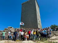 M&aacute;is de medio cento de persoas participaron na Torre de Pena no acto organizado polo BNG de Xinzo con motivo do D&iacute;a da Patria Galega.