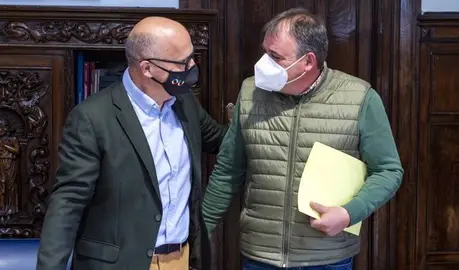 Reuni&oacute;n Manuel Baltar (Presidente da Deputaci&oacute;n Ourense) con Amador Diaz Penin (AA de productores da pataca).
