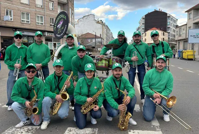 A Charanga Achicoria celebra os seus 15 anos.