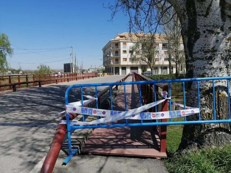 A ponte precintada. | Foto: Concello Xinzo de Limia.