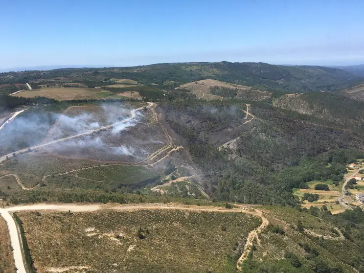 Imaxe aérea da superficie queimada en Prado (Vilar de Barrio). | FOTO: Diario de un Bombero.