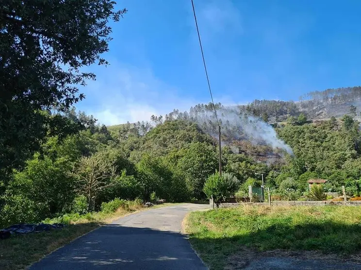 Lume en Prado, Vilar de Barrio.