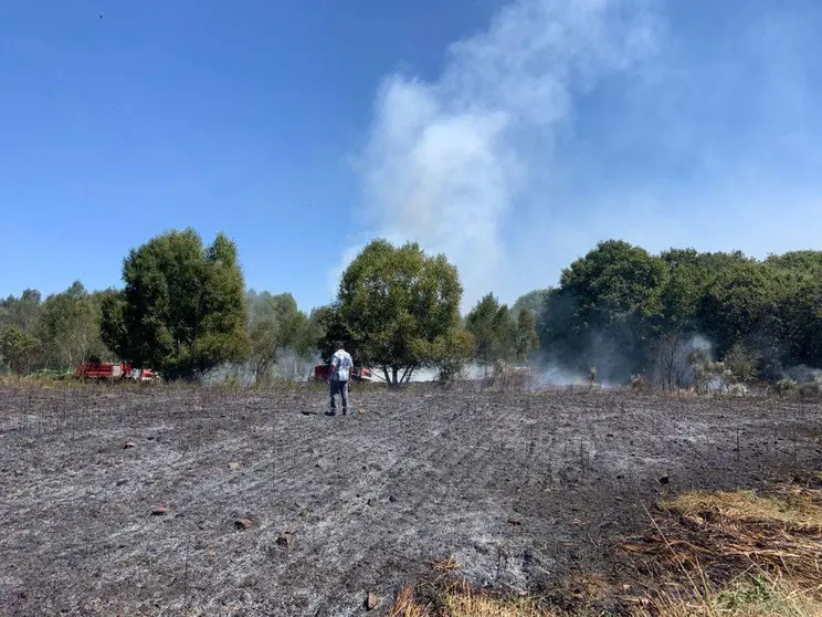 Incendio en Sabariz, Rairiz de Veiga. | FOTO: Cedida.