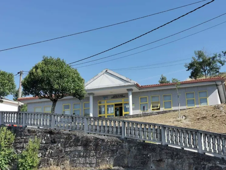 Centro de saúde de Vilar de Barrio. | FOTO: Xosé Lois Colmenero.