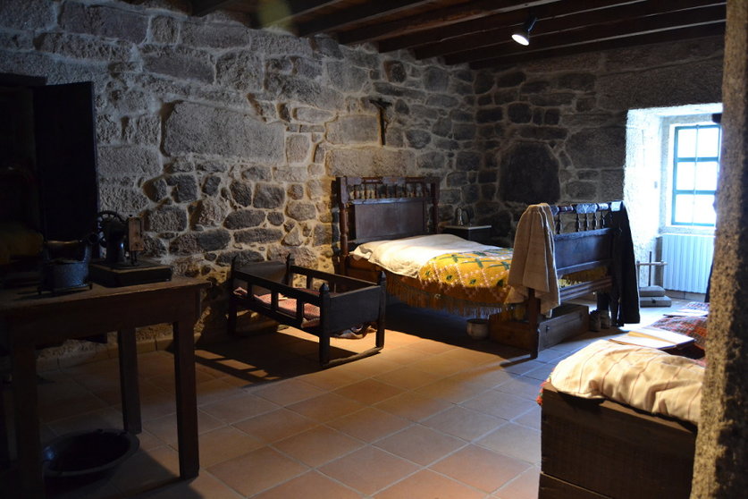 Interior dunha casa limega tradicional, no Museo da Limia