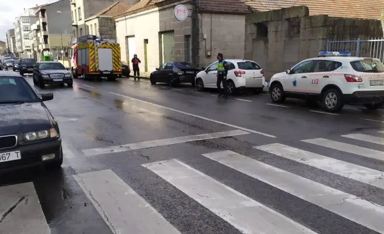 accidente de tr&aacute;fico na avda. de Madrid. Xinzo (1)