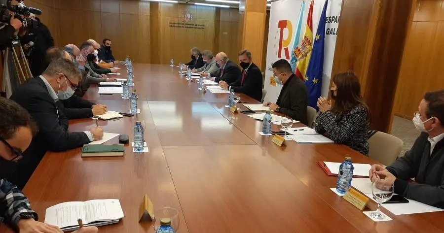 O delegado do Goberno e o conselleiro, na rolda de prensa posterior á reunión. FOTO Delegación do Goberno