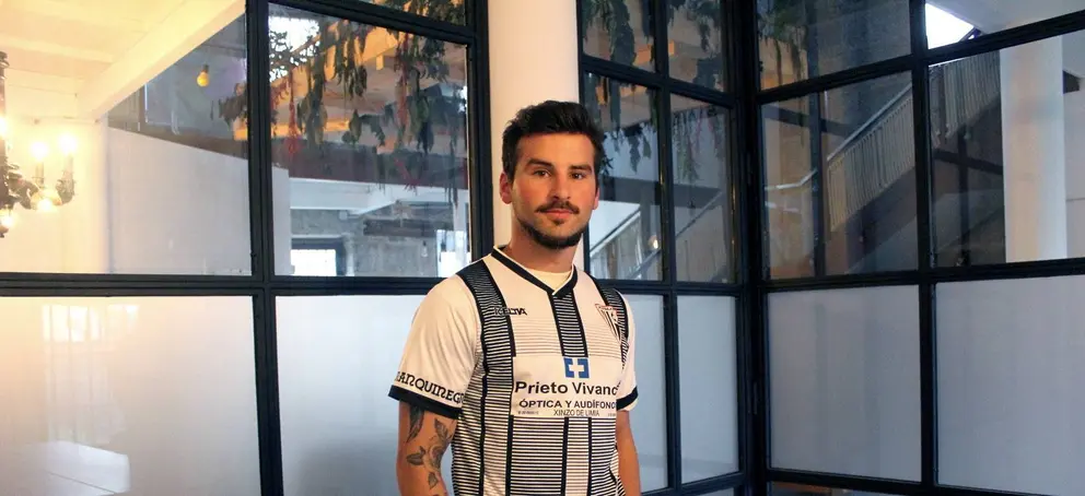 Noel García, novo xogador do Antela F.C.