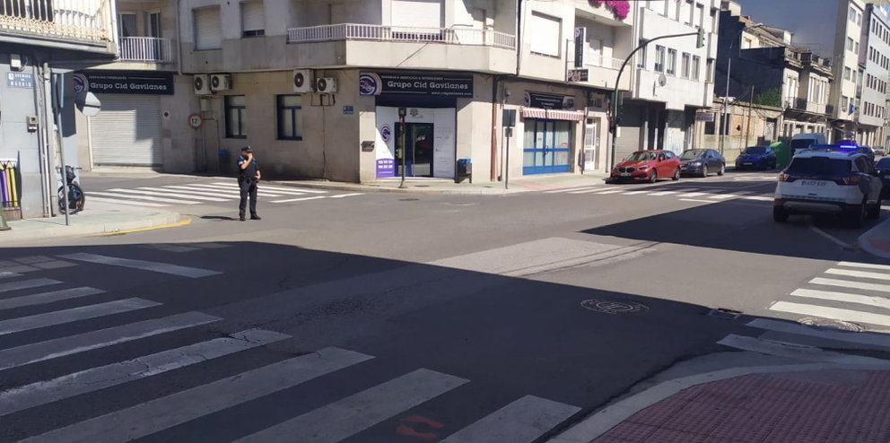 Ciclista ferido leve nun accidente na Avenida de Madrid (FILEminimizer)