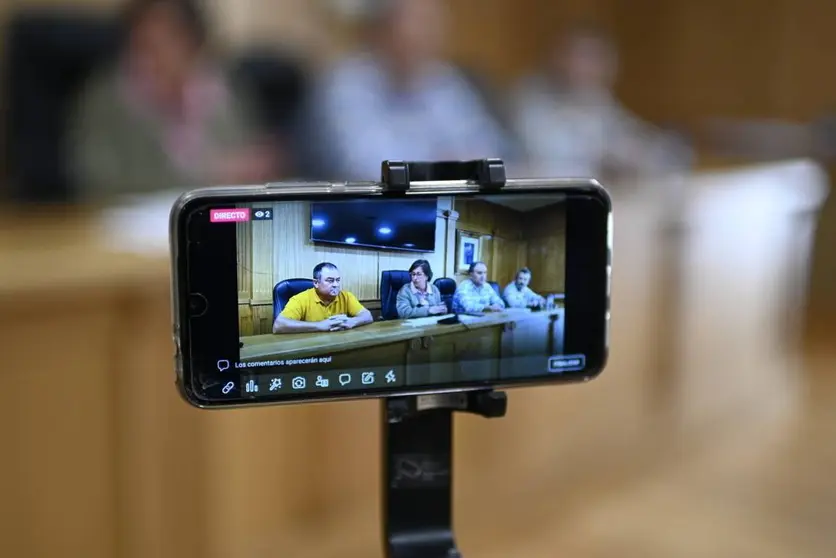 Presentación Obradoiro de Emprego. No Camiño 2022. Con Elvira Lama, Felipe Traveso e a directora Margarita Vázquez (7)