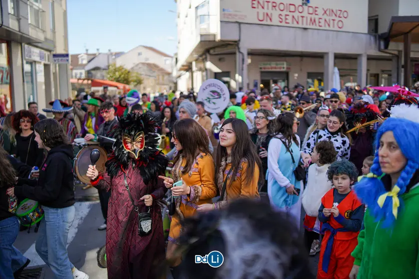 Otras partidas relevantes fueron las dedicadas a charangas (46.337 €), que pusieron la nota musical en las calles. | FOTO: Noelia Caseiro.
