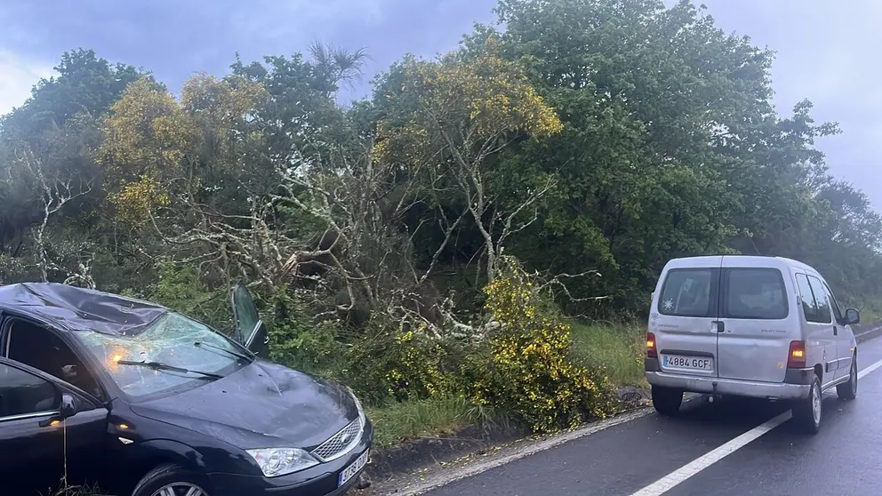 El accidente tuvo lugar poco después de las 21:00 horas de este jueves.
