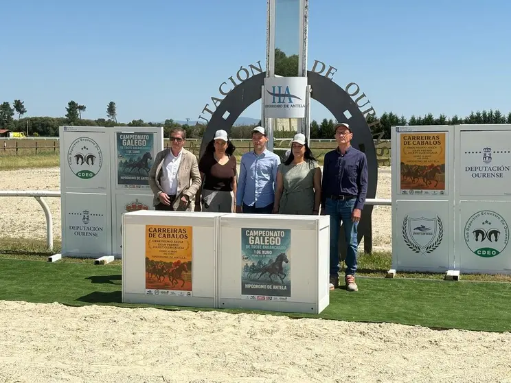 Carlos G&oacute;mez, M&oacute;nica Rodr&iacute;guez P&eacute;rez, Diego Enrique &Aacute;lvarez, Cristina Campero e Jorge V&aacute;zquez.