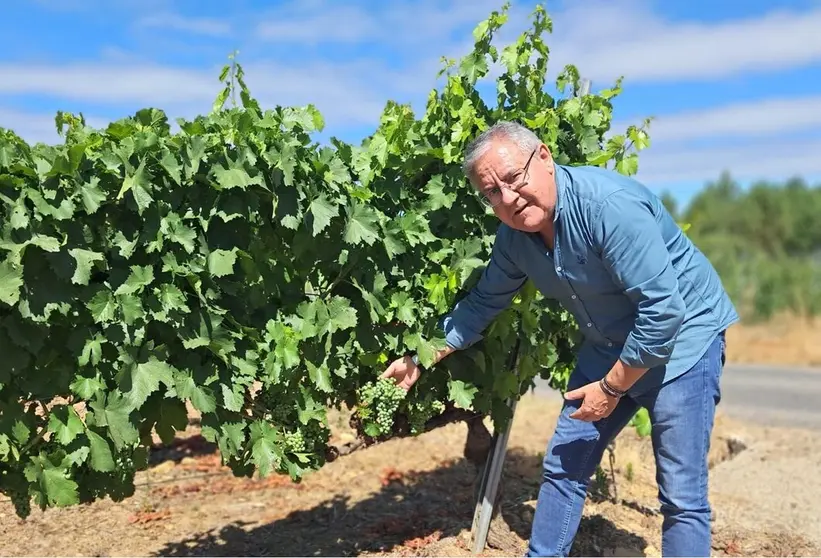 Jos&eacute; Manuel G&oacute;mez "Cazolas" ser&aacute; cofrade de la D.O. Monterrei desde este viernes.