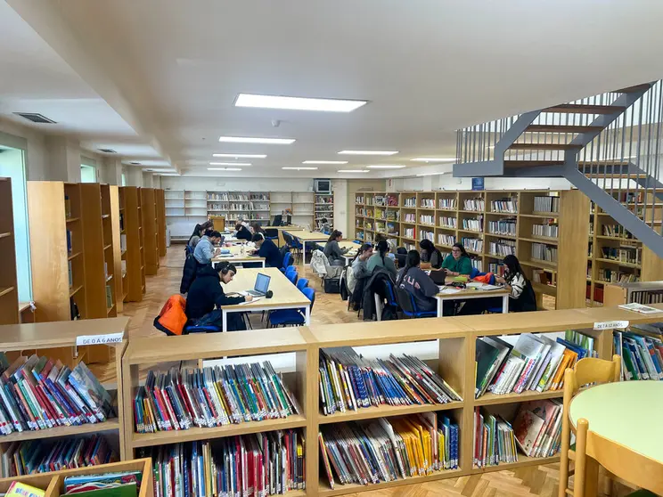 Biblioteca Municipal Antelana.