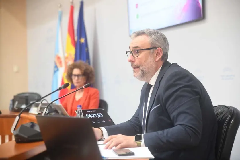 Jos&eacute; Ram&oacute;n Parada, xerente do Sergas, durante a s&uacute;a intervenci&oacute;n este m&eacute;rcores na Comisi&oacute;n de Sanidade do Parlamento de Galicia.