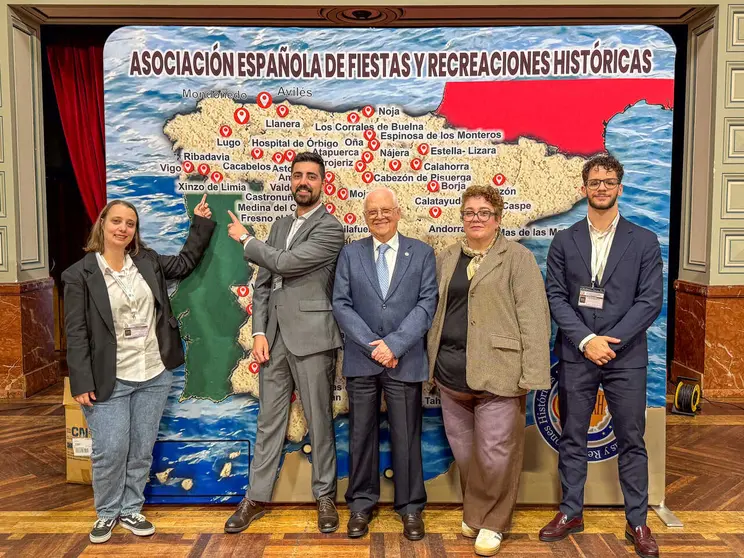 La representaci&oacute;n de Xinzo particip&oacute; en los actos oficiales de la AEFRH.