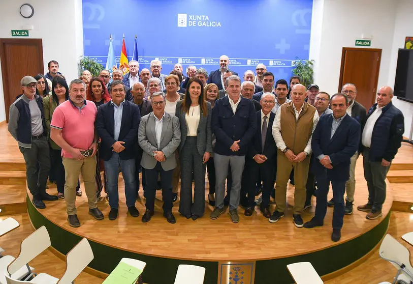 Acto de presentaci&oacute;n do protocolo de colaboraci&oacute;n dotado con preto de catro mill&oacute;ns de euros para o reforzo de medios humanos e materiais na loita contra o lume na contorna agroforestal ourens&aacute;.