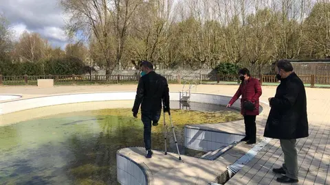 Piscina exterior XInzo | Foto: Concello