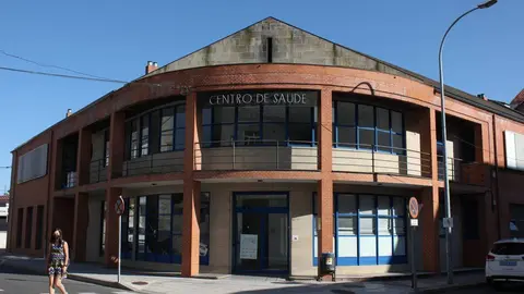 Centro de Sa&uacute;de Xinzo de Limia. | FOTO: Laura Rodr&iacute;guez.