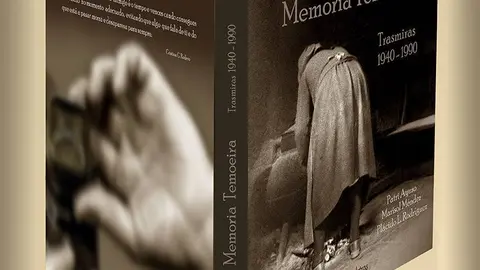 Libro Memoria Temoeira. FOTO Pl&aacute;cido L. Rodr&iacute;guez