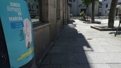 Cartel da nova campa&ntilde;a de reciclaxe. | FOTO: Concello de Xinzo.