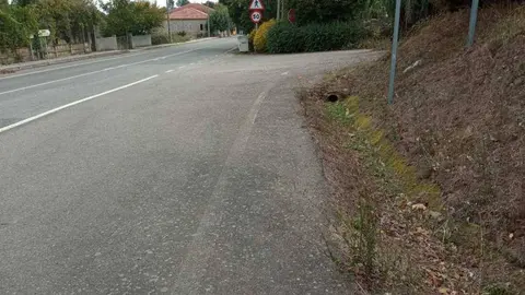 Cartel de Sabucedo en Porqueira. | FOTO: Laura Rodr&iacute;guez.