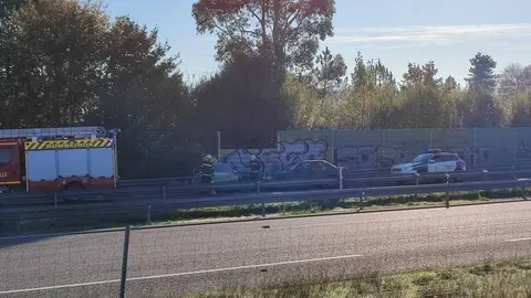Accidente en Pi&ntilde;eira de Arcos, Sandi&aacute;s. | FOTO: X.L. Colmenero.