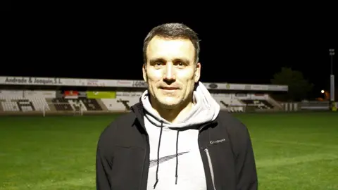 &Oacute;scar Sabucedo, novo adestrador do Antela