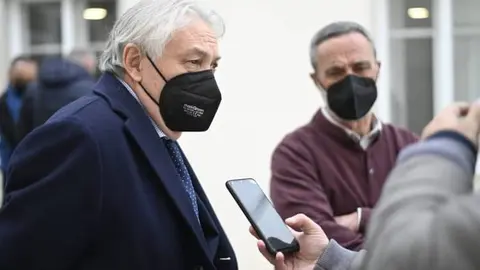 Visita do Subdelegado do Goberno a Vilar de Barrio (3)