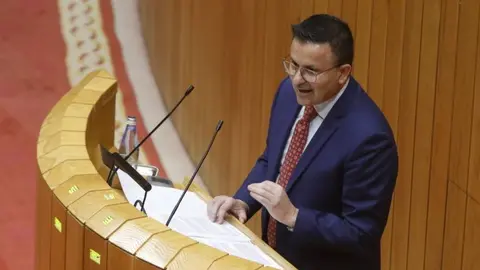 J. Gonz&aacute;lez, conselleiro de M. Rural, este m&eacute;rcores no Parlamento