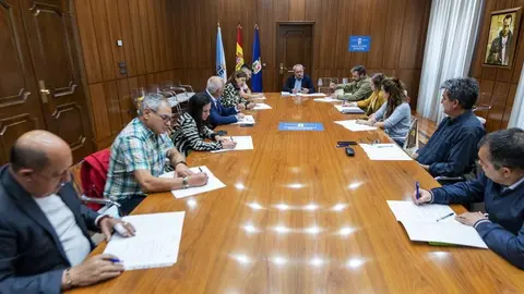 Cesar Fern&aacute;ndez Gil (Vicepresidente 2&ordm; da Deputaci&oacute;n Ourense) preside a xuntanza para a constituci&oacute;n da "AECT Raia Seca Xures-Geres"