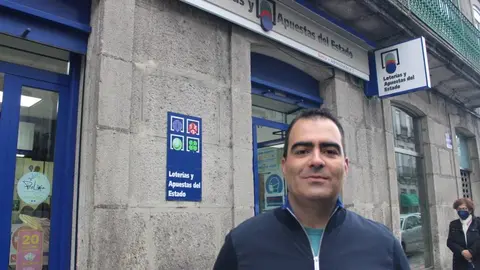 Herminio Carballeda, propietario da Administraci&oacute;n onde se selou o boleto de 3,7 mill&oacute;ns