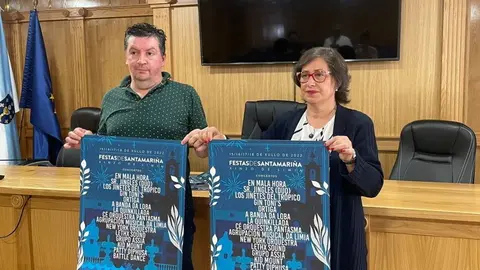 Ramiro Rodr&iacute;guez e Elvira Lama, na presentaci&oacute;n do programa das Festas de Santa Mari&ntilde;a. FOTO Concello de Xinzo de Limia