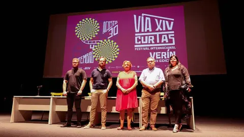 Alejandro Nieves, Carlos Montero, Emilia Somoza, Gerardo Seoane e Patricia Torres presentaron a s&eacute;tima edici&oacute;n do Festival Internacional de Curtas de Ver&iacute;n.